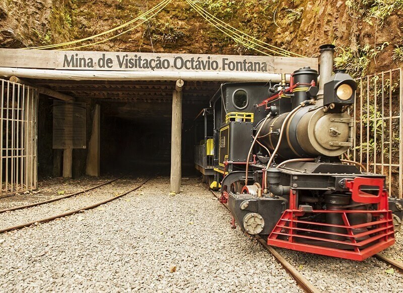 Mina de carvão de visitação Octávio Fontana